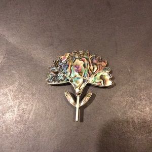 Alpaca Mexico abalone and silver flower brooch
